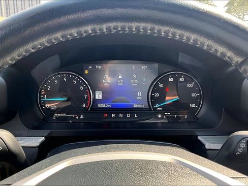 Used 2023 Ford Explorer XLT w/ Equipment Group 202A AWD/4WD image 19