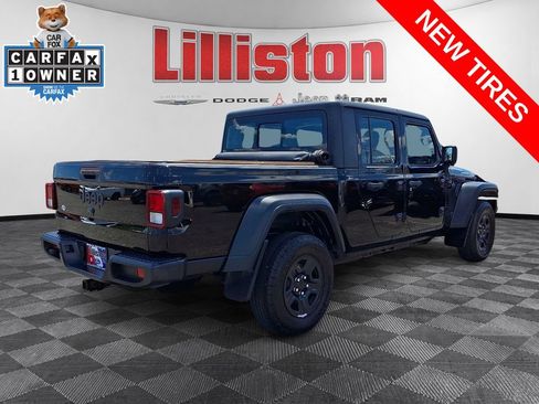 Used 2021 Jeep Gladiator Sport w/ Trailer Tow Package AWD/4WD image 4