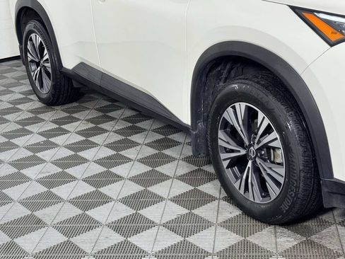 Used 2023 Nissan Rogue SV AWD/4WD image 12