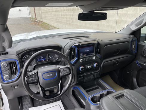 Used 2021 GMC Sierra 1500 Elevation image 17