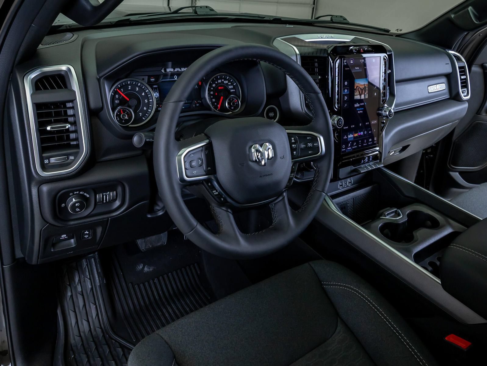 Used 2026 RAM 1500 Lone Star AWD/4WD image 17