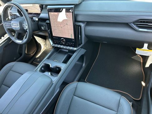 New 2026 GMC Acadia AT4 w/ Super Cruise Package AWD/4WD image 30