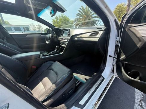 Used 2019 Hyundai Sonata Limited image 10