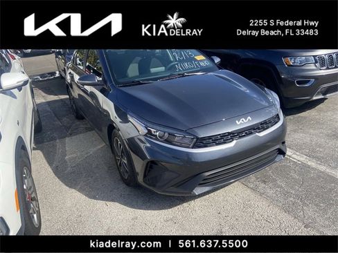 Used 2024 Kia Forte LXS image 2