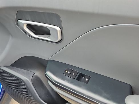 Used 2025 Kia K4 FWD image 33