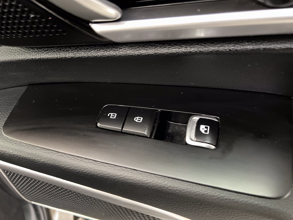 Used 2025 Kia Telluride S FWD image 34