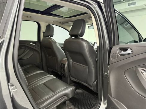 Used 2018 Ford Escape Titanium image 42