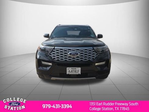Used 2020 Ford Explorer Platinum w/ Premium Technology Package AWD/4WD image 2