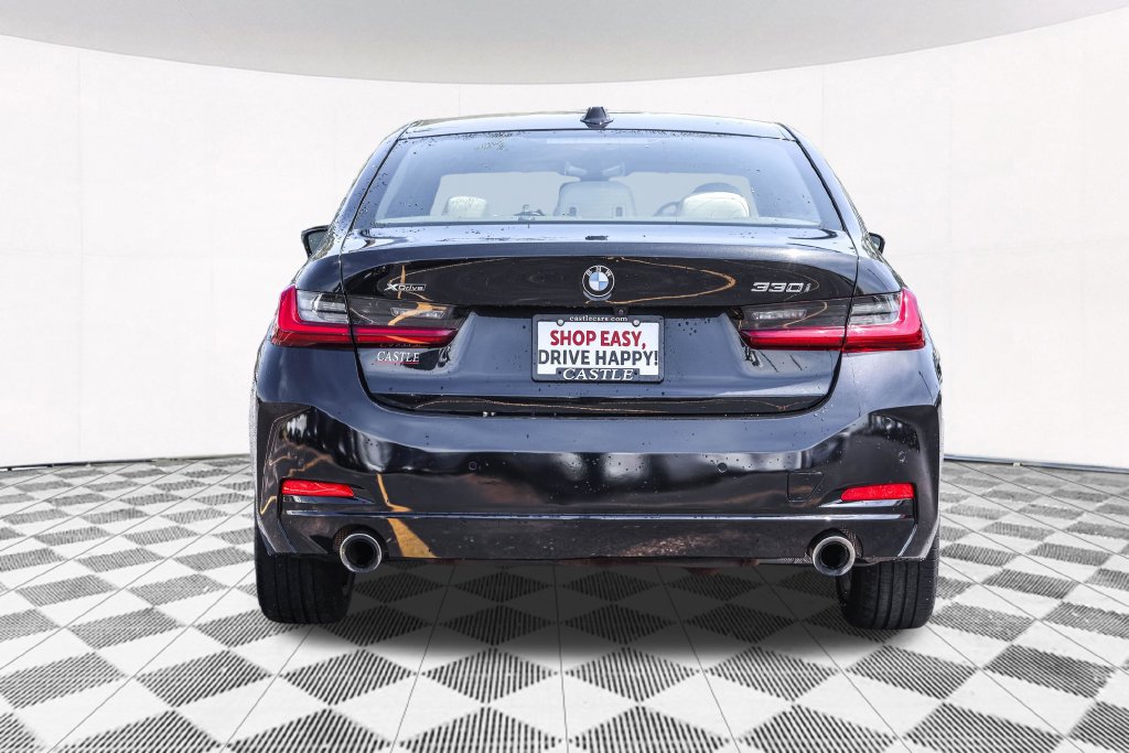 Used 2023 BMW 330i xDrive Sedan w/ Driving Assistance Package AWD/4WD image 15