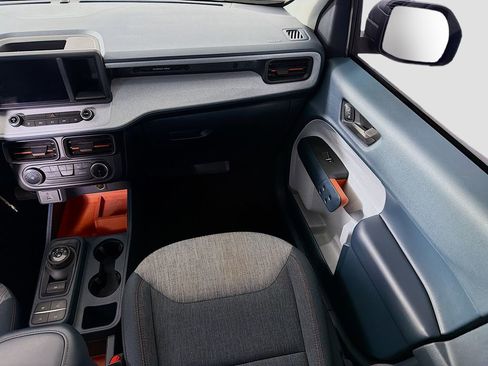 Used 2023 Ford Maverick XLT image 24