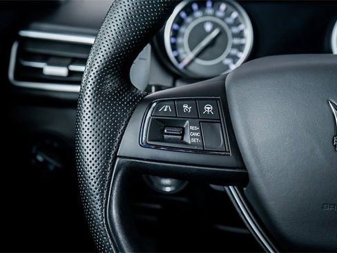 Used 2022 Maserati Ghibli Modena image 46