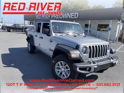 Used 2023 Jeep Gladiator Sport
