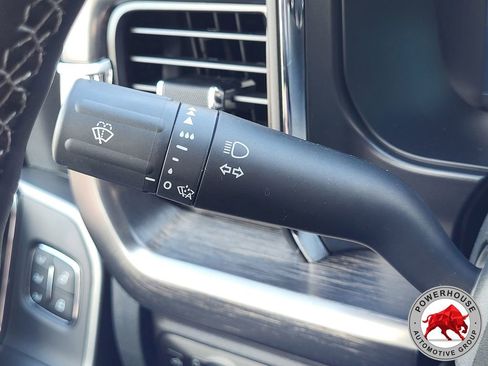 New 2026 Ford F250 Lariat w/ Black Appearance Package image 32