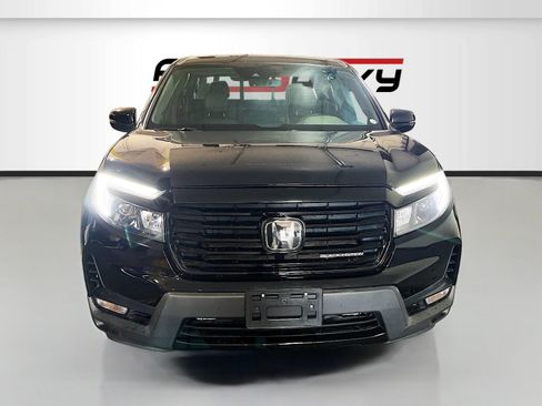 Used 2021 Honda Ridgeline Black Edition image 2