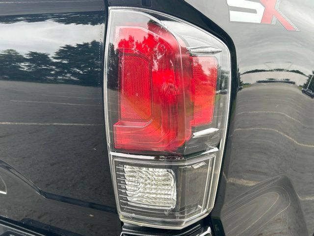 Used 2020 Toyota Tacoma SR w/ SX Package AWD/4WD image 12