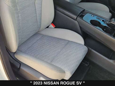 Used 2023 Nissan Rogue SV FWD image 32