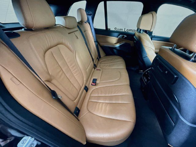 Used 2019 BMW X5 xDrive50i w/ M Sport Package AWD/4WD image 28