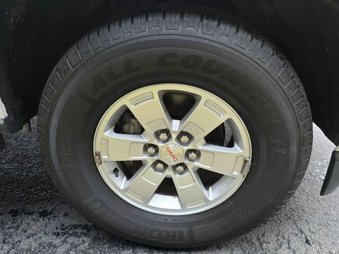 Used 2020 GMC Canyon 2WD Crew Cab image 11