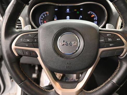 Used 2015 Jeep Grand Cherokee Overland AWD/4WD image 40