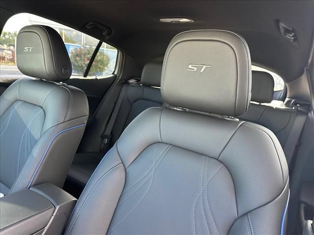 New 2026 Buick Envista Sport Touring w/ Convenience I Package FWD image 27