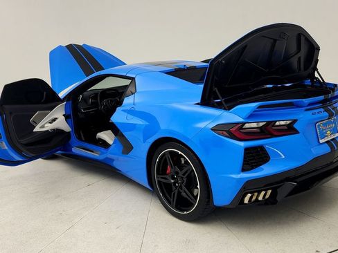 Used 2023 Chevrolet Corvette Stingray Preferred Conv w/ Z51 Performance Package RWD image 12