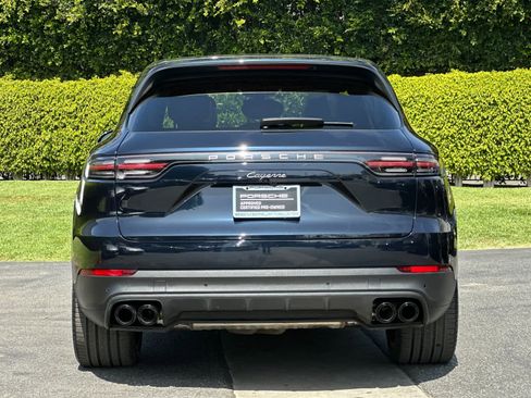 Certified 2023 Porsche Cayenne AWD/4WD image 7