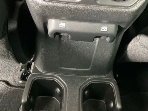 Certified 2021 Jeep Wrangler Unlimited Sport image 26