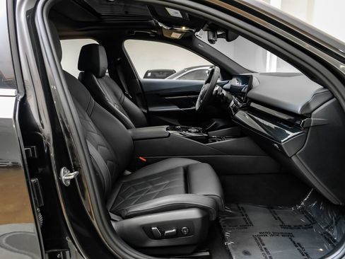 Used 2024 BMW 530i 530i image 36