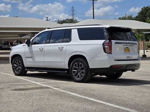 Used 2021 Chevrolet Suburban Z71 w/ Z71 Off-Road Package AWD/4WD image 5