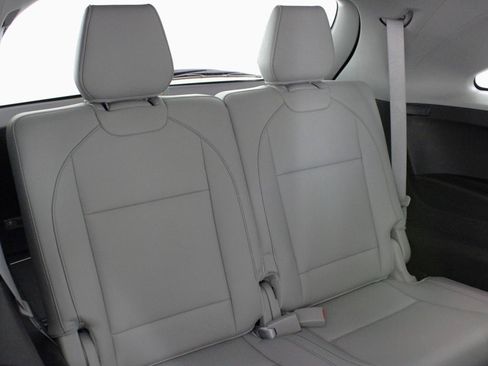 Used 2018 Acura MDX FWD w/ Advance Package image 48