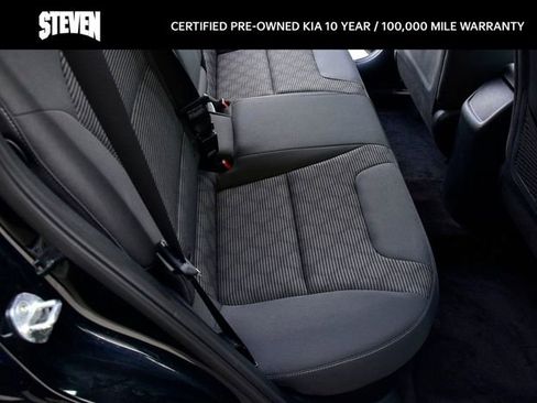 Certified 2022 Kia Niro LXS image 12