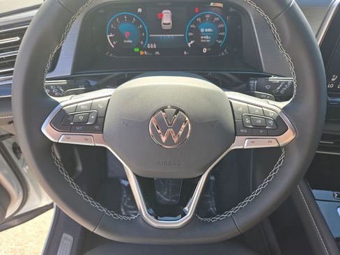 New 2025 Volkswagen Atlas Cross Sport SE FWD image 10