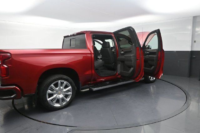 Used 2023 Chevrolet Silverado 1500 High Country w/ High Country Premium Package AWD/4WD image 33