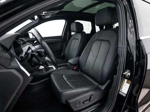 Certified 2024 Audi Q3 2.0T Premium w/ Convenience Package AWD/4WD image 14