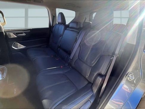 Certified 2025 INFINITI QX80 Sensory image 26