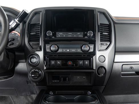 Used 2021 Nissan Titan PRO-4X w/ Pro-4x Convenience Package image 34