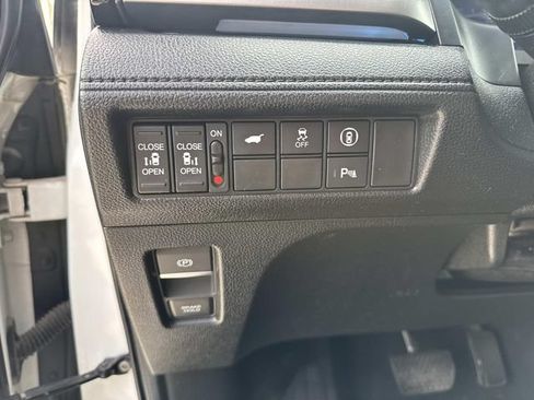 Used 2022 Honda Odyssey Touring image 20