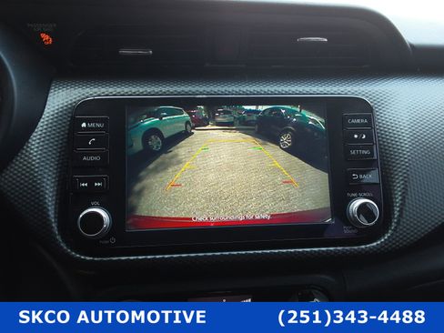 Used 2022 Nissan Kicks SV image 17