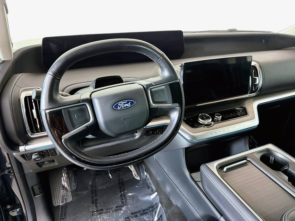 Used 2025 Ford Expedition Platinum AWD/4WD image 26