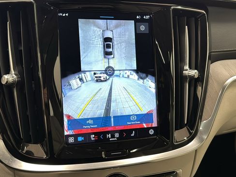 Certified 2024 Volvo S60 T8 Ultimate image 19