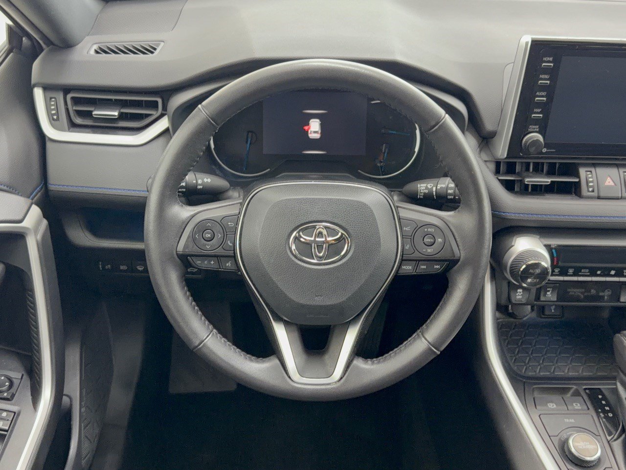 Used 2021 Toyota RAV4 XSE w/ XSE Grade Weather Package AWD/4WD image 10