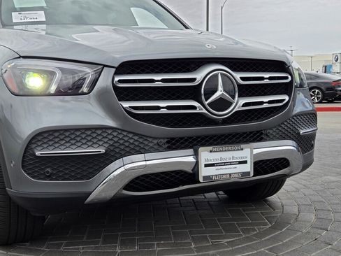 Certified 2022 Mercedes-Benz GLE 350 4MATIC w/ Premium Package image 9