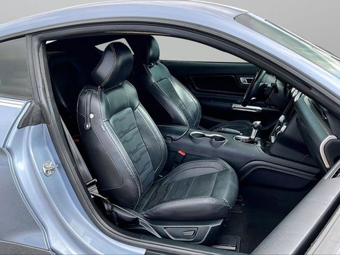 Used 2022 Ford Mustang Premium w/ Equipment Group 201A RWD image 7