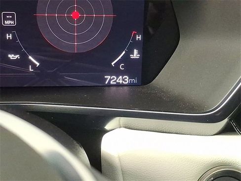 Used 2024 GMC Canyon AT4X image 21