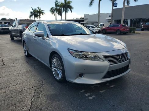 Used 2013 Lexus ES 350 350 image 2