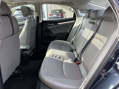 Used 2020 Honda Civic Touring image 15