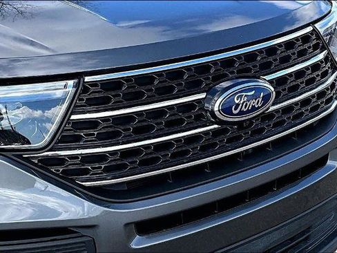 Certified 2023 Ford Explorer XLT AWD/4WD image 28