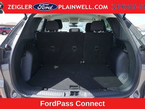 Used 2022 Ford Escape SE w/ Cold Weather Package AWD/4WD image 10