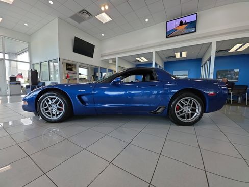 Used 2002 Chevrolet Corvette Z06 w/ Memory Pkg image 5
