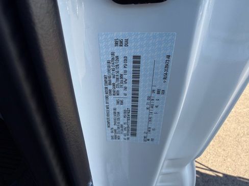 New 2026 Ford F550 4x4 Supercab Super Duty image 8